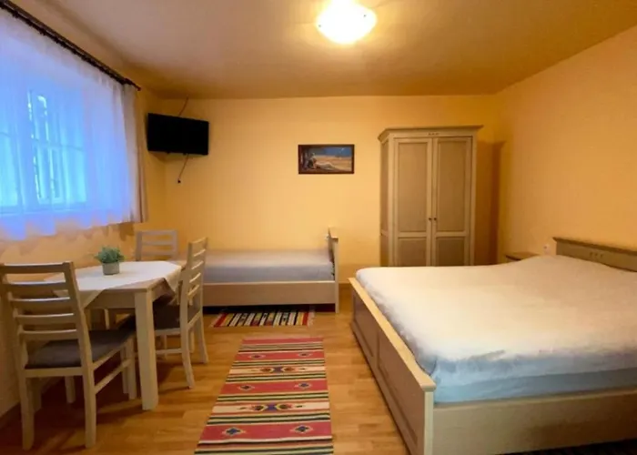 Timebasishotel Feherhaz Alkalmi Szallo 2*